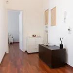 Apartment Feeling At *
