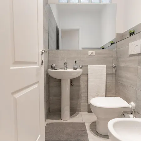 Feeling At Apartamento Roma